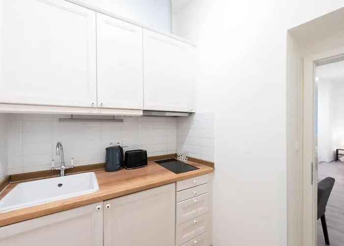 Timeless Charming Studio Near Old Town