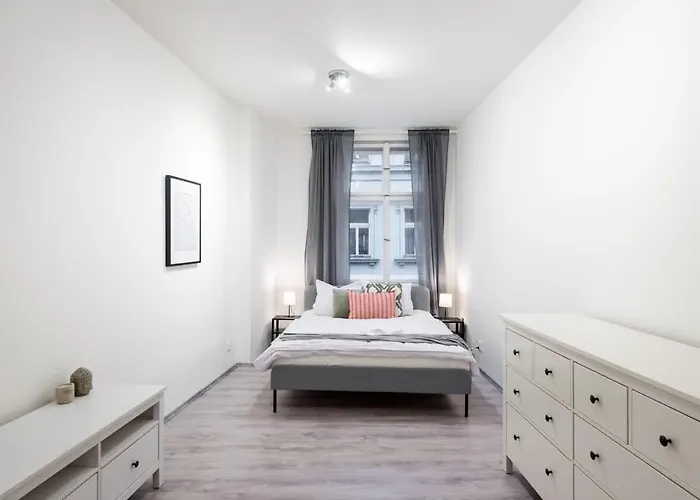 Timeless Charming Studio Near Old Town